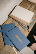 Load image into Gallery viewer, La Luna